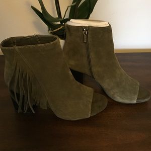 Kenneth Cole Reaction Boots