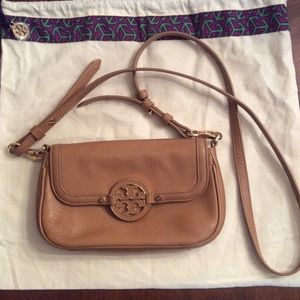 Tory Burch Amanda crossbody- Tan
