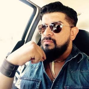 Meet your Posher, Joel