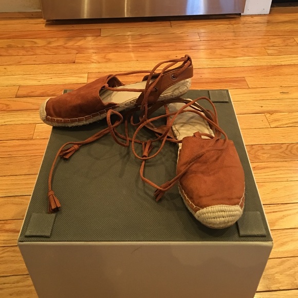 Flat lace up espadrilles