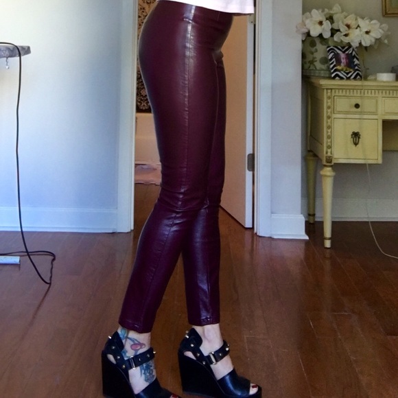 📍Sold📍Faux leather pants ❤️ - Picture 3 of 4