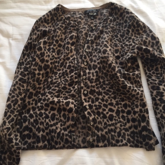 CASHMERE LEOPARD CARDIGAN - Picture 1 of 3