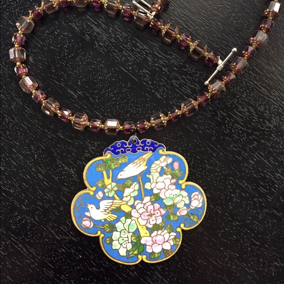 Vintage enamel pendant necklace