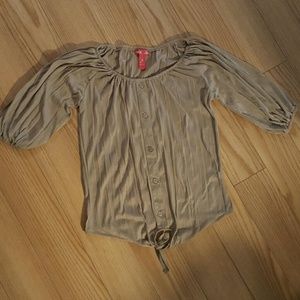 Like New Mocha Crinkle Scoop Top Size M