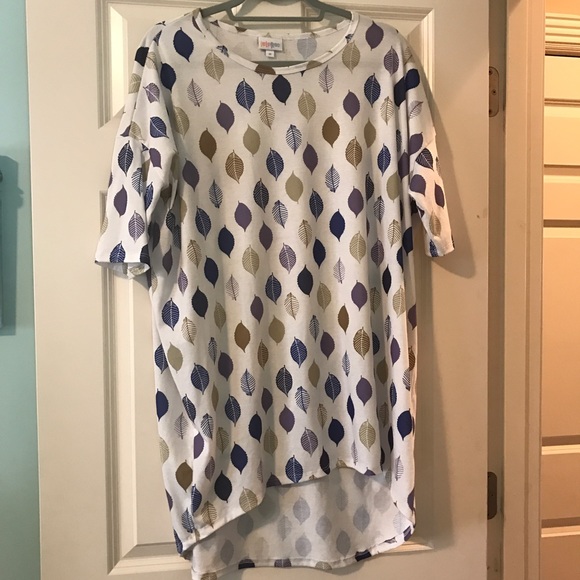 🦄🦄🦄 Leaf Pattern LulaRoe M Irma