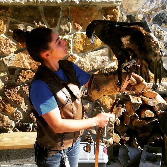 Meet your Posher, Nikki