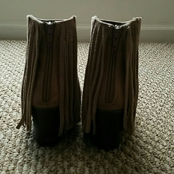 Fringe booties - Picture 2 of 3