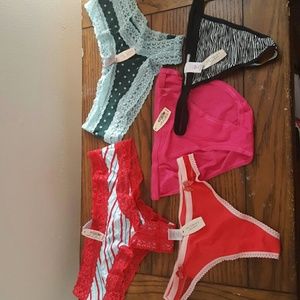 New Victoria's Secret underwear Size medium