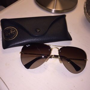Ray-Ban Aviator Sunglasses