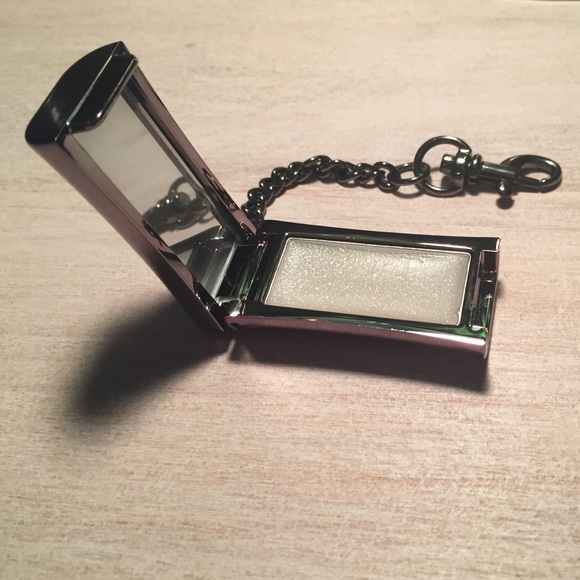 Mary Kay clip on lip gloss