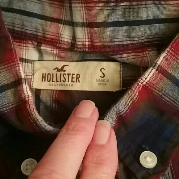 Plaid Hollister button down - Picture 2 of 3