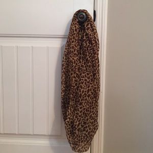 Cheetah print Infiniti/ loop scarf