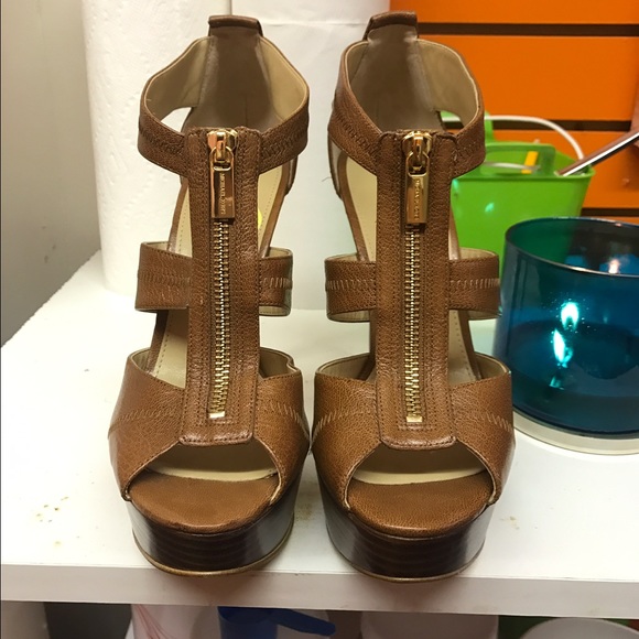 🎉🎉mk heels