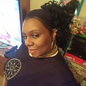 Meet your Posher, Tesha