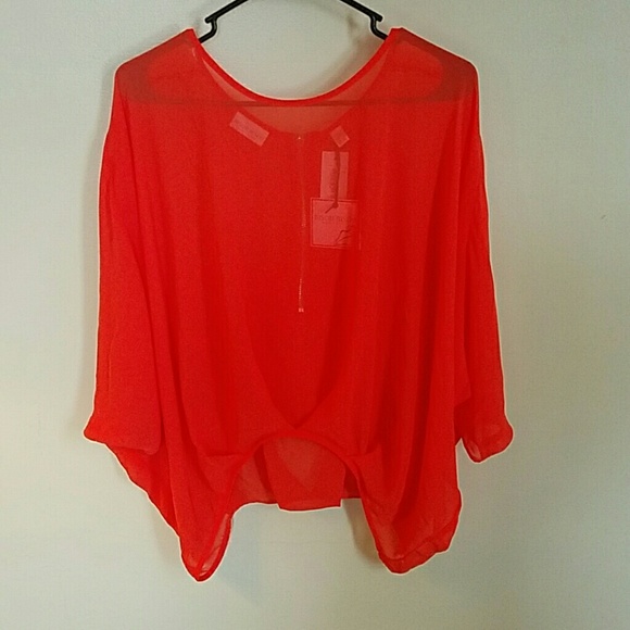 Bisou bisou sheer blouse