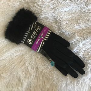 Women's Isotoner Gloves