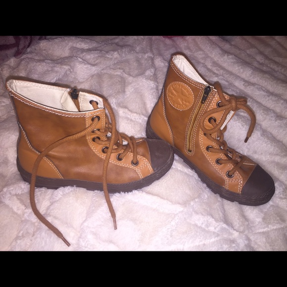 Leather high top  Converse