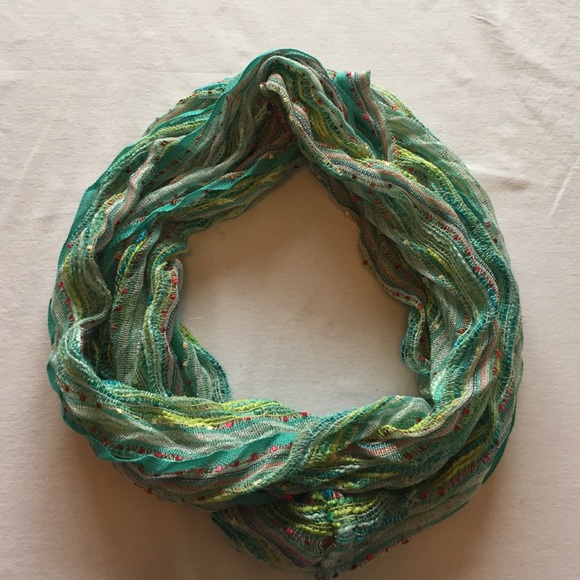 Infinity Scarf - Picture 2 of 4