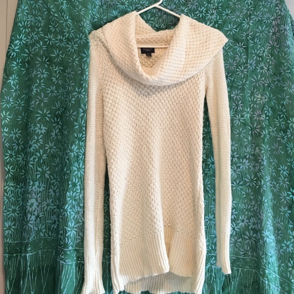 American Eagle White Sweater Dress