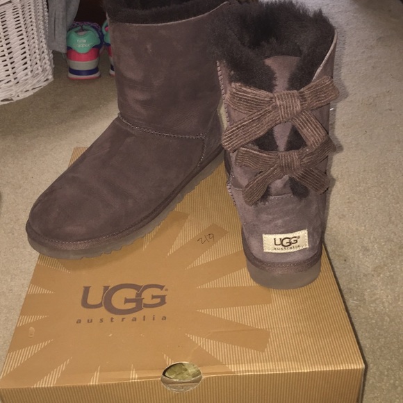 Bailey Bow Uggs ON HOLD