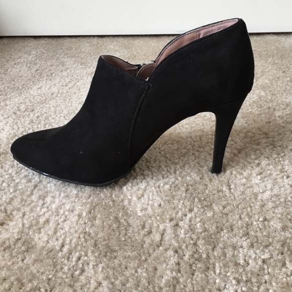 Booties/Heels - Picture 2 of 4