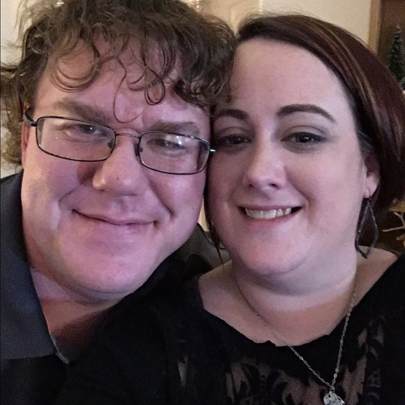 Meet your Posher, Brittney - Picture 2 of 2