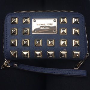 Michael kors wallet 100% authentic