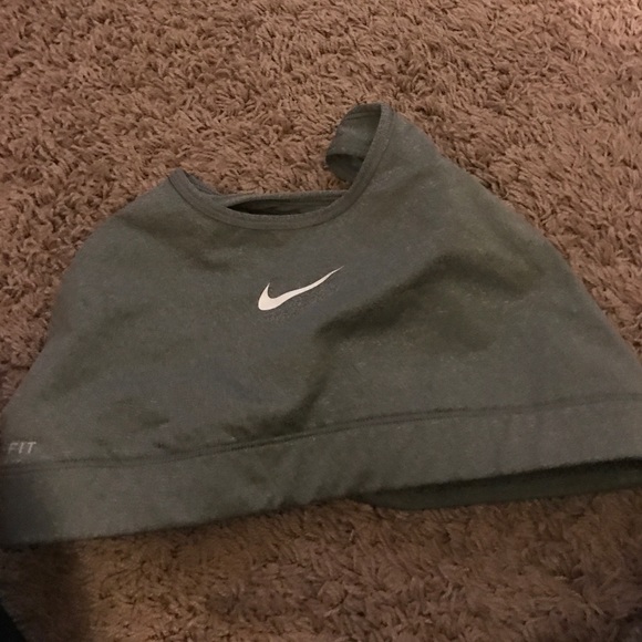 Nike dri-fit sports bra