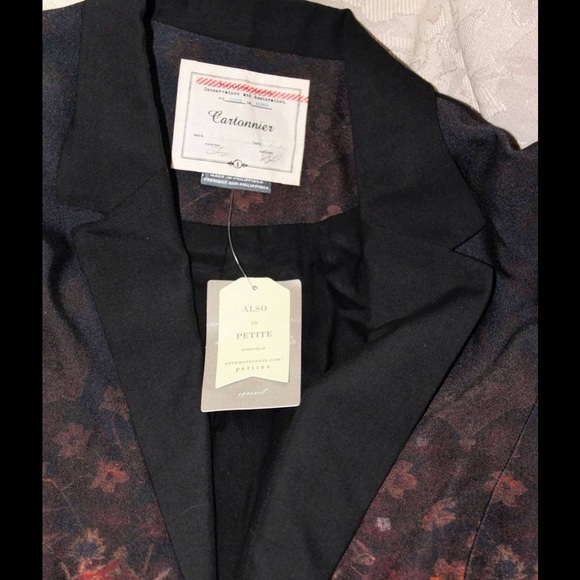 Blazer - Picture 2 of 4