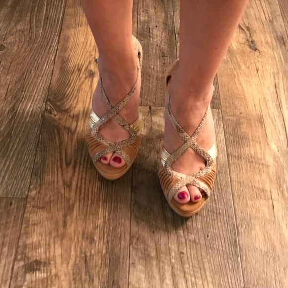 High heels - Picture 2 of 4