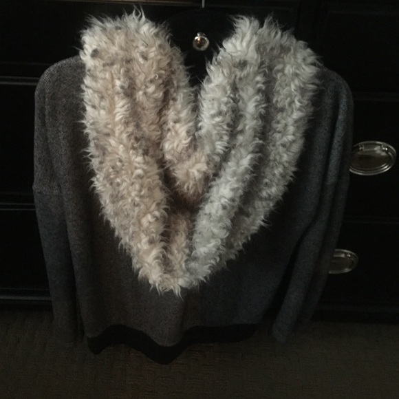 Victoria's Secret fur hooded jacket - Picture 3 of 3