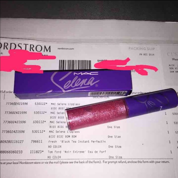 NWT MAC Cosmetics Selena lipglass- Bidi Bidi Bom Bom Limited  Bidi bidi Bom Bom Selena MAC