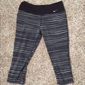 Women's Nike dri fit capris