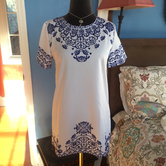 Swimsuit cover up. New without tags.