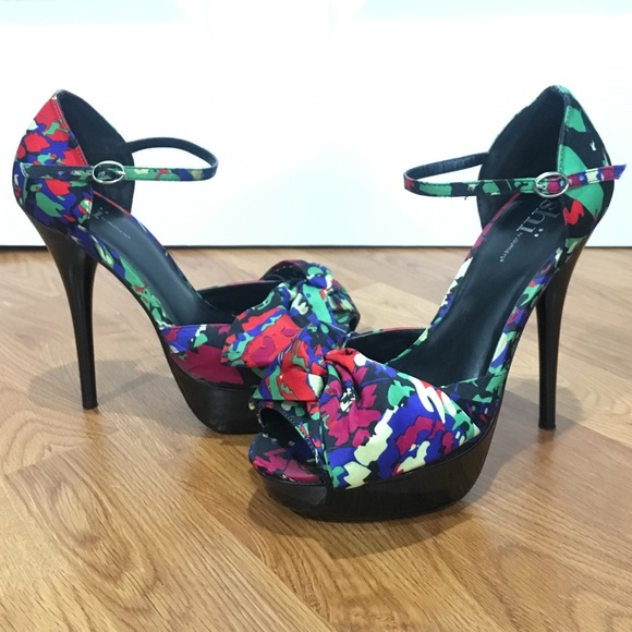 "Strap around the ankle" cha cha stilettos