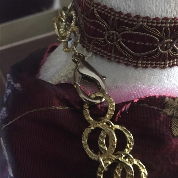 Necklace - Picture 3 of 3