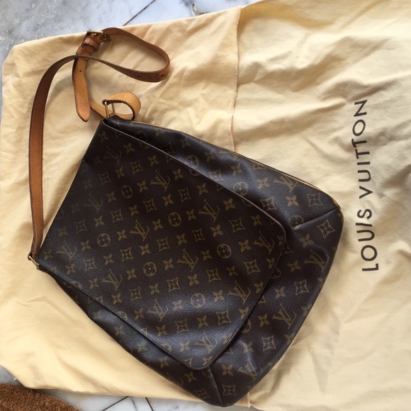 Louis Vuitton shoulder bag - Picture 2 of 4
