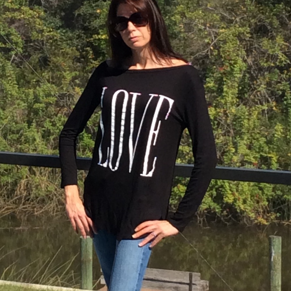 Last 1 Small "Love" My Moto Top - Picture 2 of 4