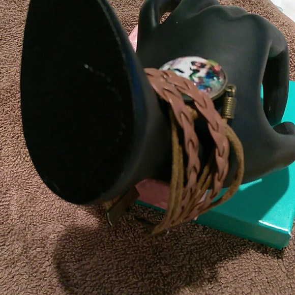 Infinity leather bracelet - Picture 3 of 3