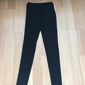 THICK BLACK LEGGINGS