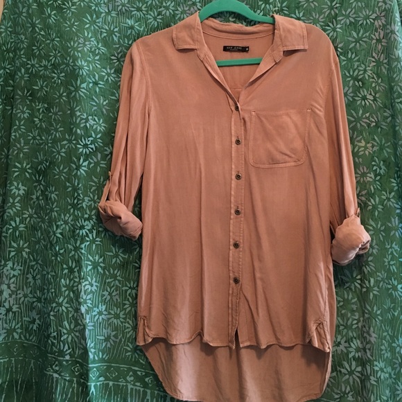 Long sleeve  or 3/4 length shirt