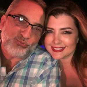 Meet your Posher, Roxana