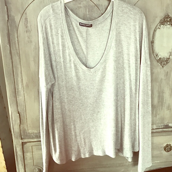 Comfiest sweater ever- never worn