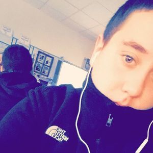 Meet your Posher, Devin