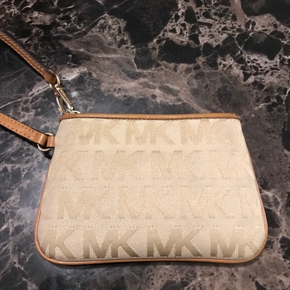 Michael Kors coin purse