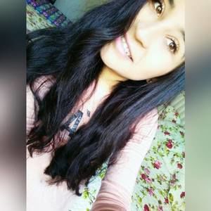 Meet your Posher, Monica