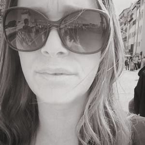 Meet your Posher, Carrie