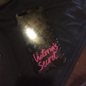 Victoria's Secret iPhone 6 case