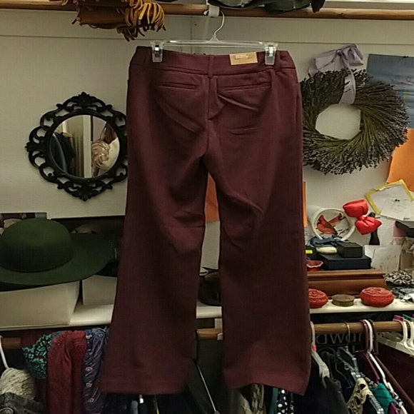 Trousers - Picture 2 of 6