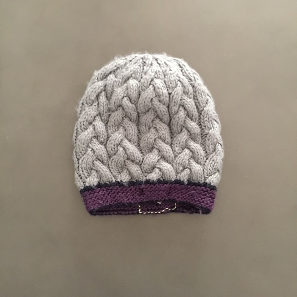 Beanie hat - Picture 2 of 2